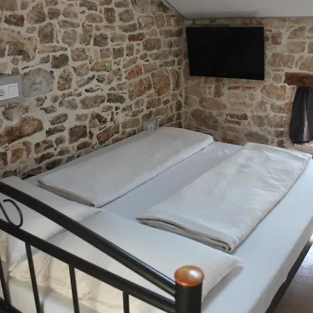 펜션 Stone House Istria Hris 1 바데르나
