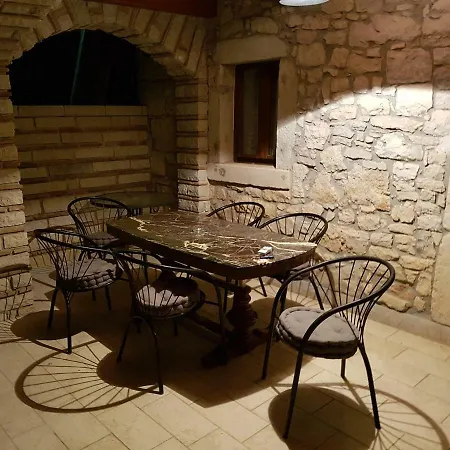 Stone House Istria Hris 1 Casa vacanze Baderna