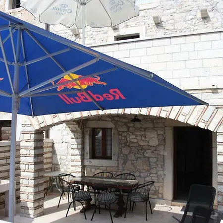 Casa de Férias Stone House Istria Hris 1 *