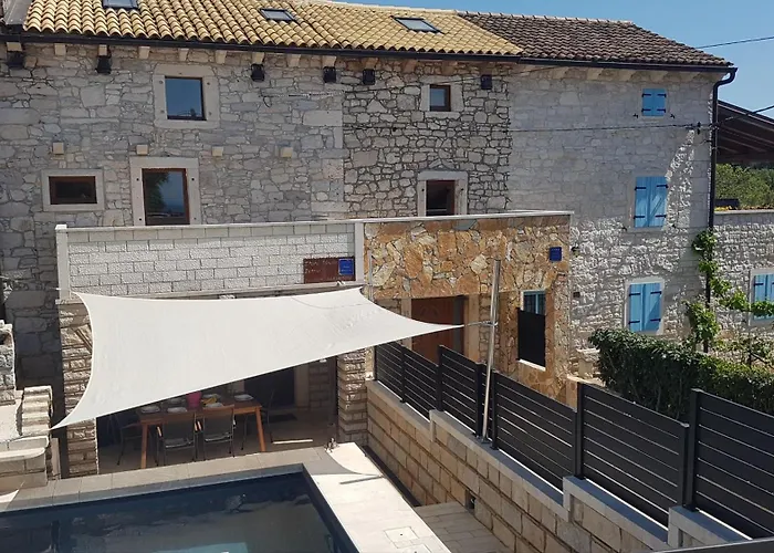 Casa de Férias Stone House Istria Hris 1 *