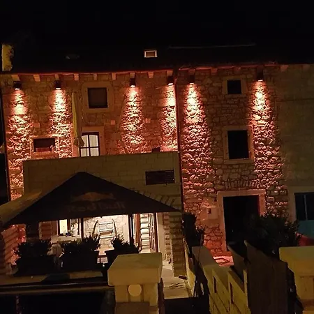 Stone House Istria Hris 1 Ferienhaus Baderna