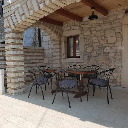 Stone House Istria Hris 1 Holiday home *