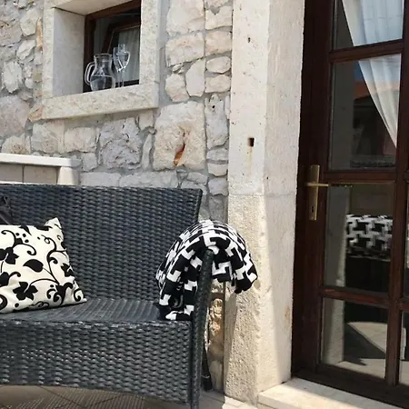 Stone House Istria Hris 1 Ferienhaus