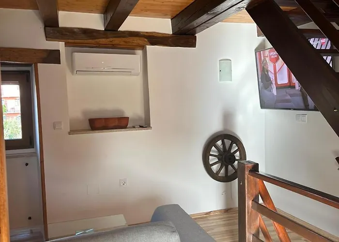 Prázdninový dům Stone House Istria Hris 1 *